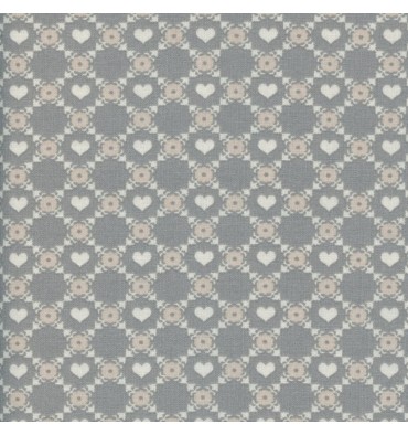 https://www.textilesfrancais.co.uk/452-1690-thickbox_default/lattice-hearts-fabric-beige-and-cream-white-on-taupe-grey.jpg